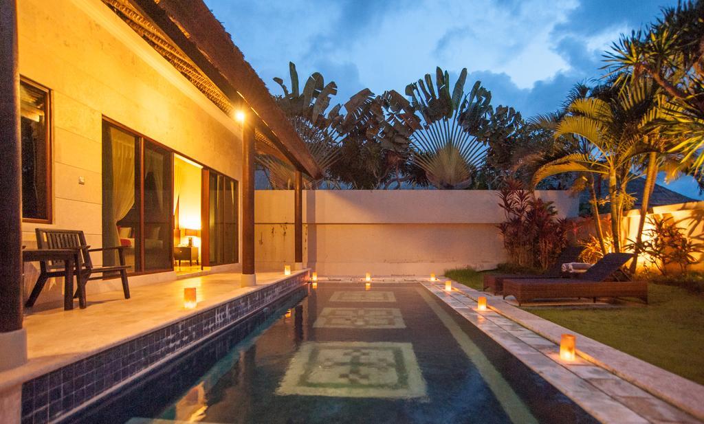 Hillstone Uluwatu Villa ウンガサン エクステリア 写真