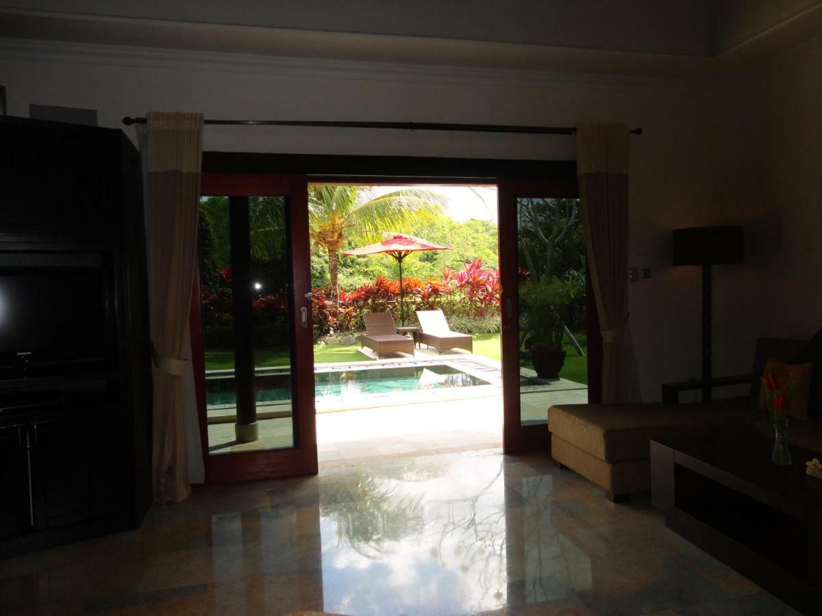 Hillstone Uluwatu Villa ウンガサン エクステリア 写真